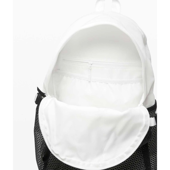 Lululemon All Hours Backpack - Picture 2 of 15